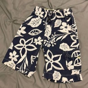 CARTER’S Boy’s Navy/White Shorts in Excellent Condition! Sz 5